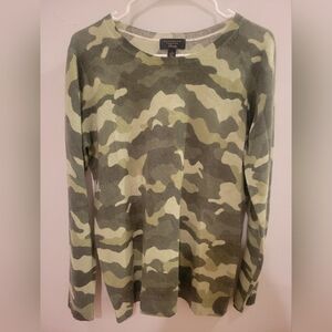 Charter Club Olive & Light Green Camo Crewneck Sweater